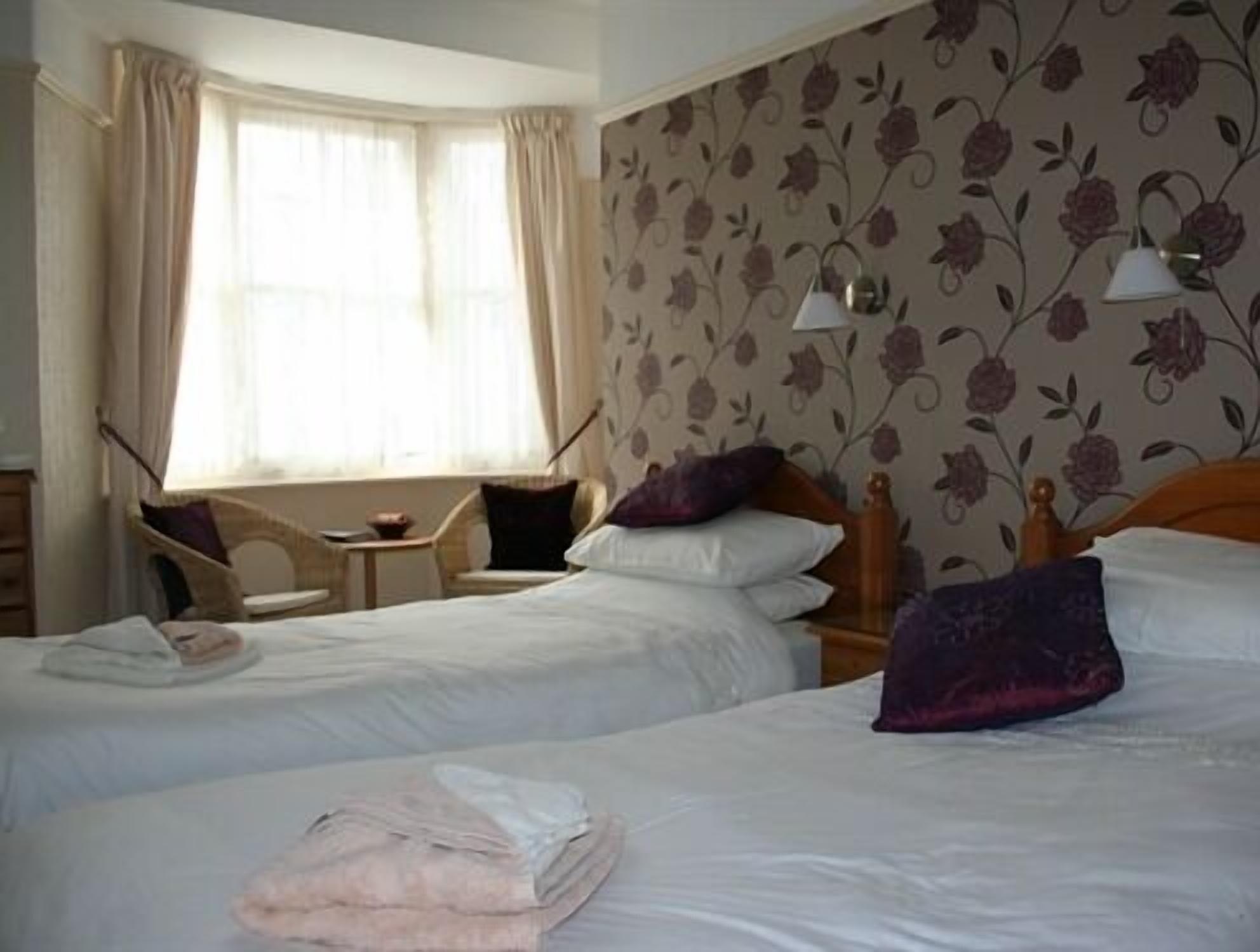 Hotel Cromwell House Eastbourne Zewnętrze zdjęcie
