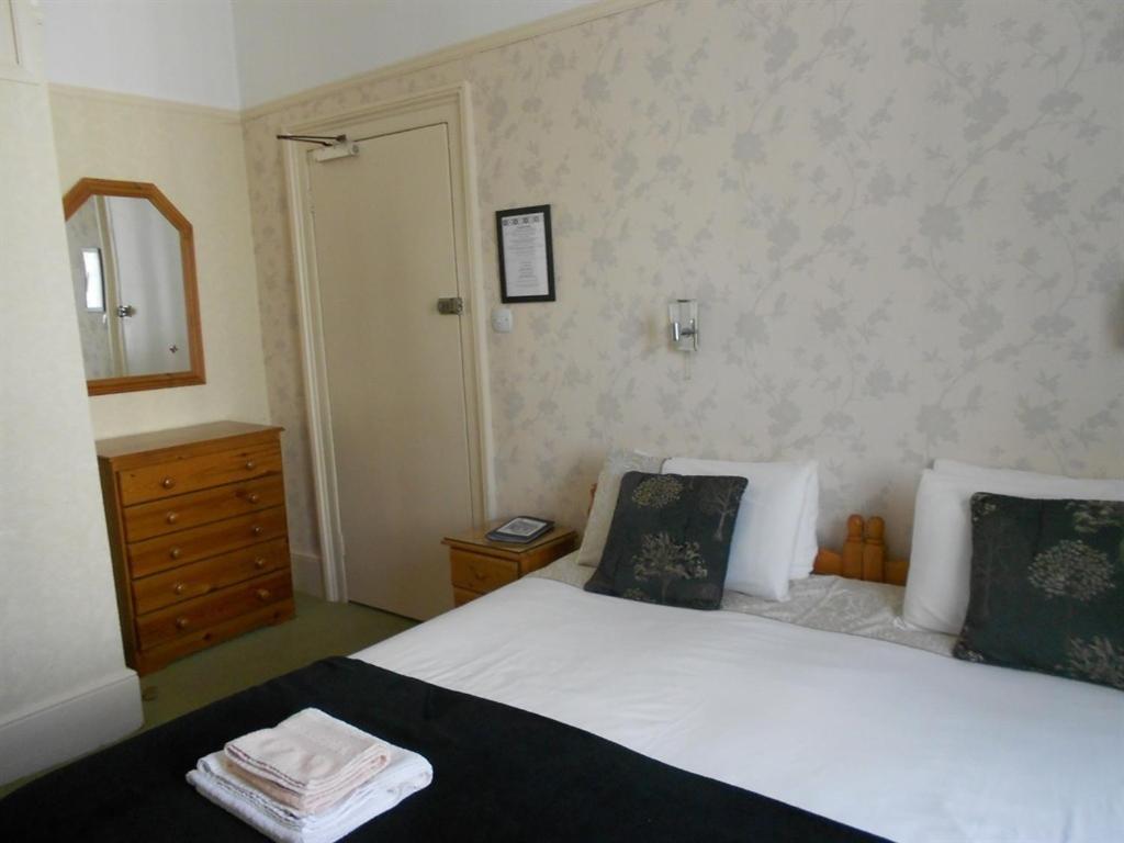 Hotel Cromwell House Eastbourne Zewnętrze zdjęcie