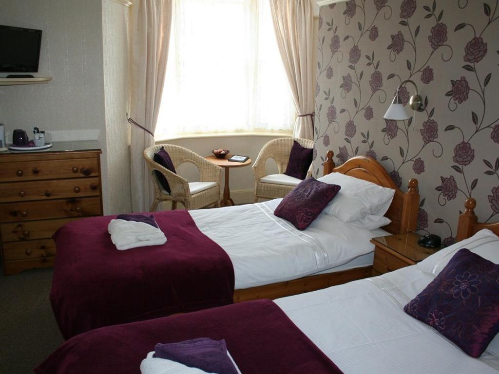 Hotel Cromwell House Eastbourne Zewnętrze zdjęcie